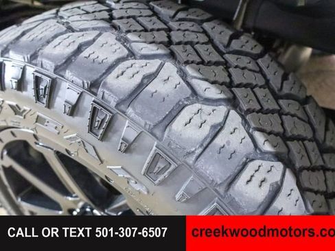 Used 2019 Toyota Tundra SR5 w/ SR5 Upgrade Package AWD/4WD image 33