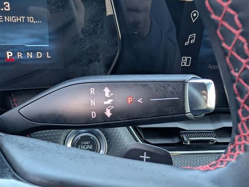 Certified 2025 Chevrolet Equinox RS image 30