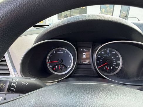Used 2015 Hyundai Santa Fe Sport AWD/4WD image 17