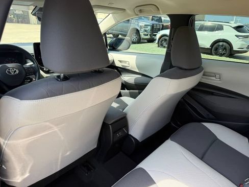 Used 2023 Toyota Corolla LE FWD image 26