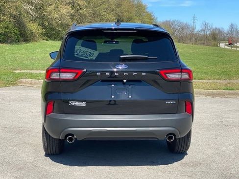 Used 2025 Ford Escape ST-Line image 6