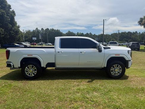 Used 2024 GMC Sierra 2500 Denali Ultimate AWD/4WD image 6