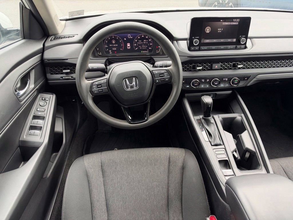 Used 2023 Honda Accord EX image 15