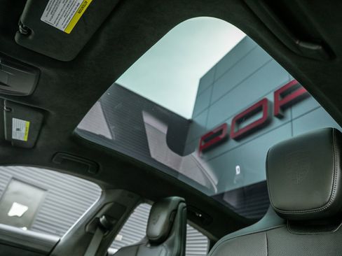 Certified 2023 Porsche Taycan GTS image 16