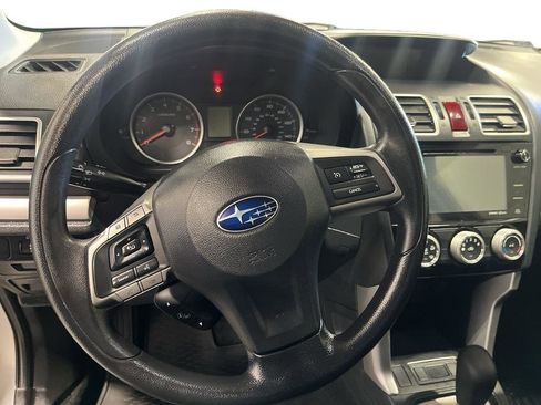 Used 2016 Subaru Forester 2.5i Premium AWD/4WD image 12