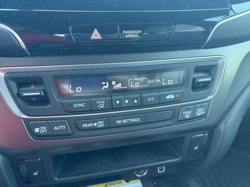 Used 2023 Honda Passport EX-L image 18