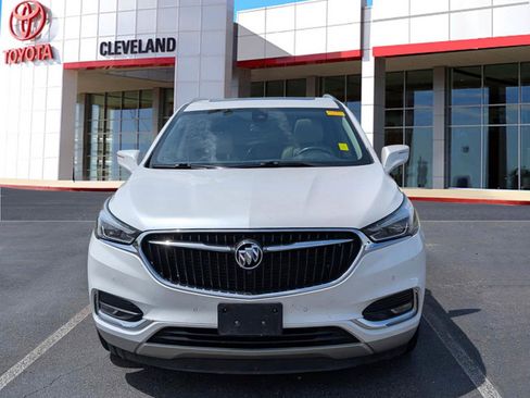 Used 2018 Buick Enclave Premium FWD image 3