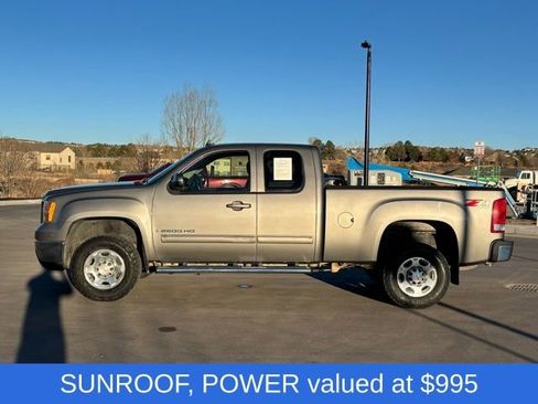 Used 2008 GMC Sierra 2500 SLT w/ Z71 Off-Road Package image 3