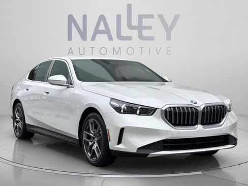 Used 2026 BMW 530i RWD image 5
