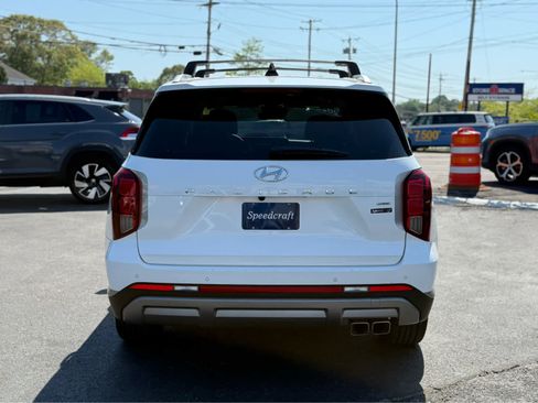 Used 2023 Hyundai Palisade SEL w/ Premium Package AWD/4WD image 6