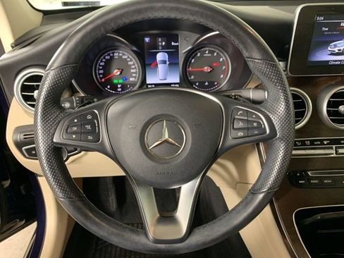 Used 2019 Mercedes-Benz GLC 300 4MATIC image 21