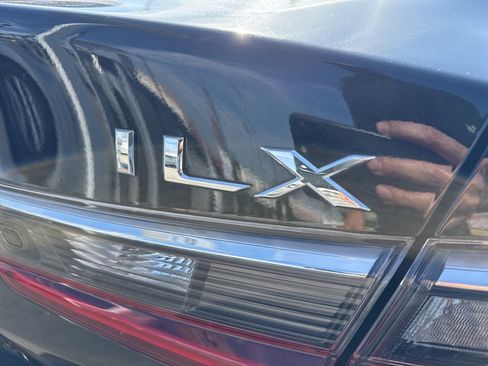 Used 2022 Acura ILX Premium Package image 5