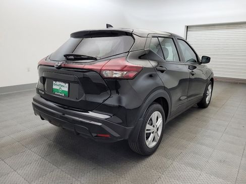 Used 2023 Nissan Kicks S image 9