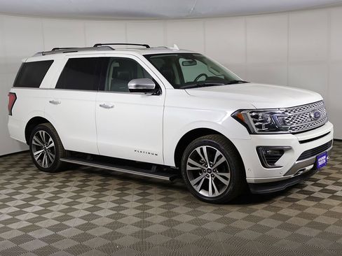 Used 2020 Ford Expedition Platinum AWD/4WD image 2