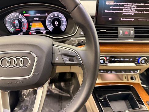 Used 2023 Audi Q5 e Premium w/ Convenience Package AWD/4WD image 14