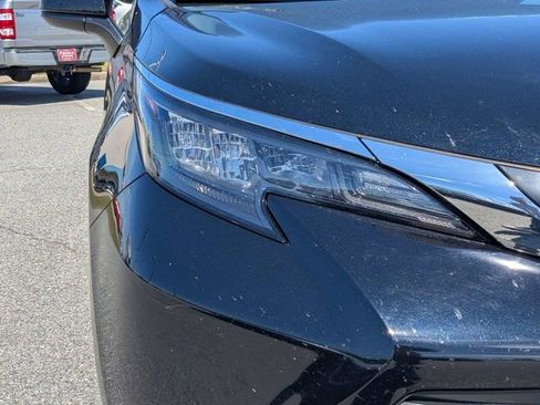 Used 2024 Toyota Sienna XLE FWD image 10