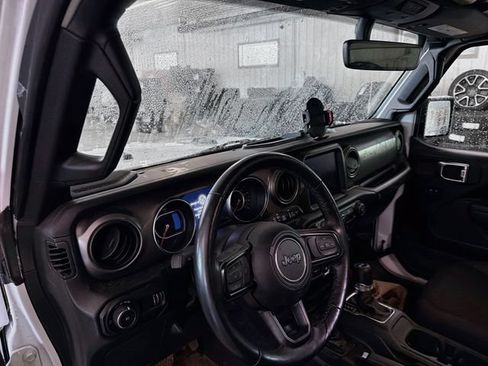 Used 2023 Jeep Wrangler Sport AWD/4WD image 8