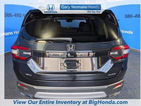 Certified 2025 Honda Pilot Elite image 8