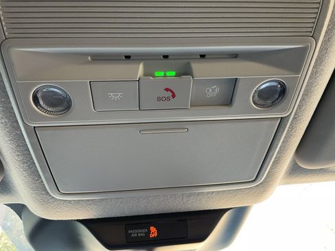 New 2026 Nissan Kicks SR image 28