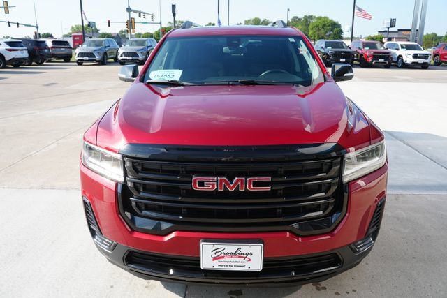 Used 2023 GMC Acadia SLE w/ Elevation Edition AWD/4WD image 32