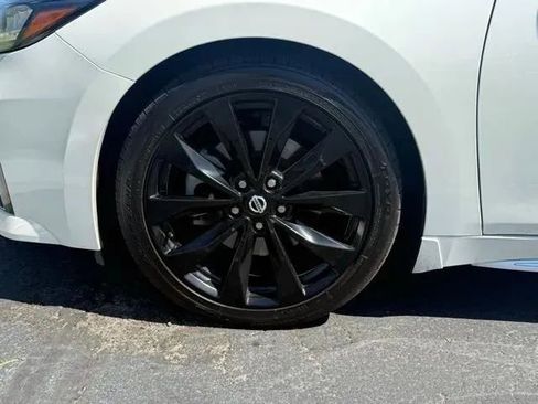 Used 2021 Nissan Maxima SR w/ Sport Mat Group FWD image 30