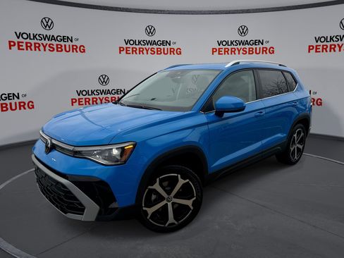 New 2026 Volkswagen Taos SEL image 1