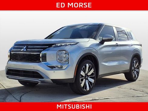 Used 2026 Mitsubishi Outlander SE AWD/4WD image 1