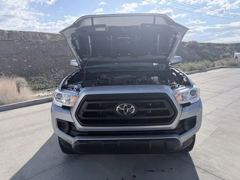Used 2023 Toyota Tacoma SR image 32