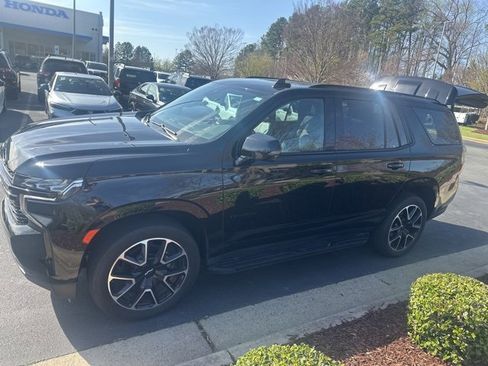 Used 2023 Chevrolet Tahoe RST w/ Luxury Package image 2