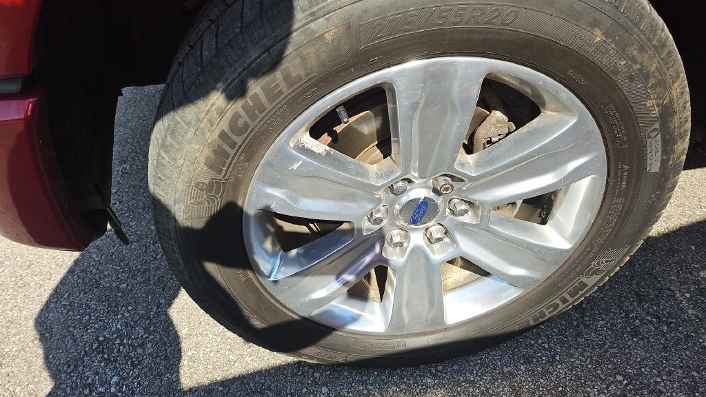 Used 2016 Ford F150 Platinum AWD/4WD image 6