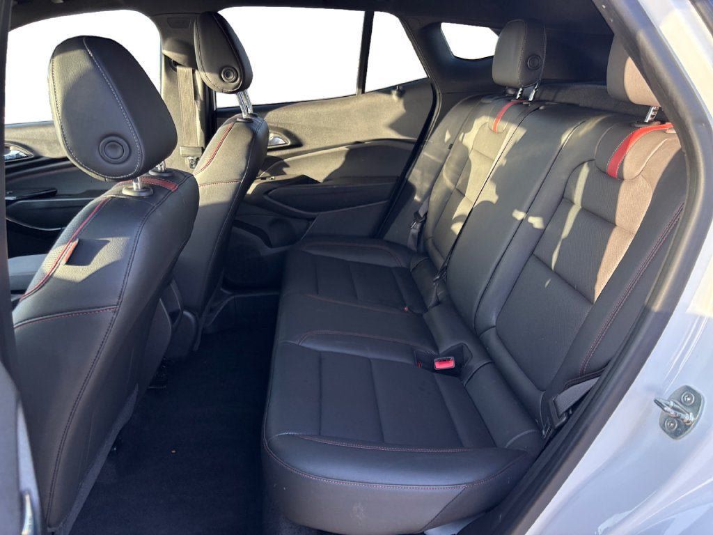 Certified 2024 Chevrolet Trax RS w/ Driver Confidence Package FWD image 16