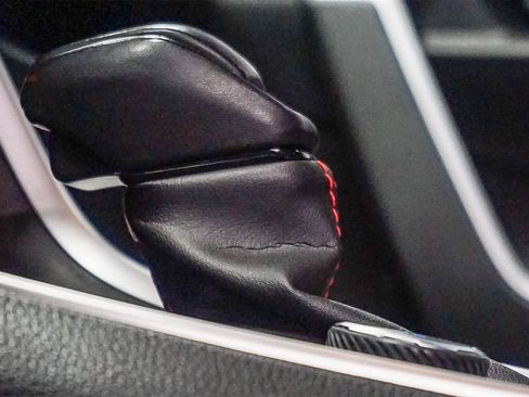 Used 2021 Toyota RAV4 SE w/ Weather & Moonroof Package image 20