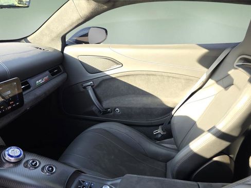 Used 2022 Maserati MC20 Coupe image 21