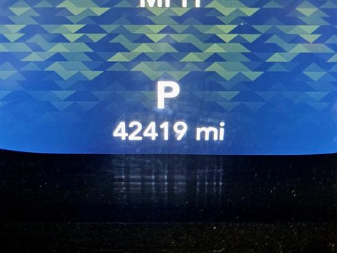 Used 2021 Jeep Wrangler Unlimited Rubicon w/ Cold Weather Group image 10