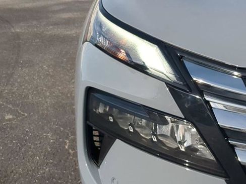 Certified 2025 Nissan Rogue SL w/ Tech Package image 10