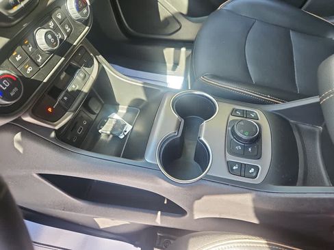Used 2023 GMC Terrain AT4 AWD/4WD image 16