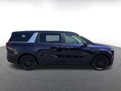 Used 2026 Kia Carnival FWD image 16