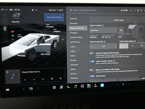 Used 2024 Tesla Cybertruck Cyberbeast AWD/4WD image 32