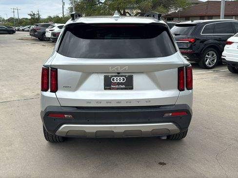 Used 2022 Kia Sorento SX Prestige AWD/4WD image 6