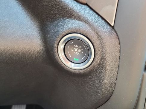 New 2025 Chevrolet Silverado 1500 Custom image 19