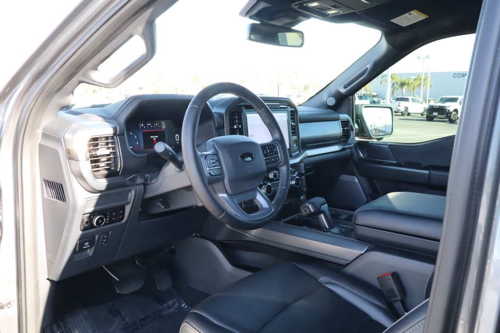 Used 2025 Ford F150 Lariat w/ Equipment Group 501A Mid AWD/4WD image 17