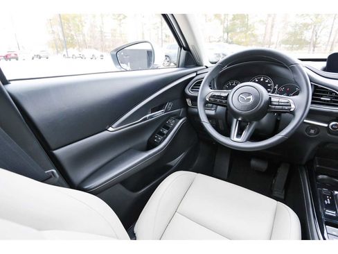 Used 2025 MAZDA CX-30 AWD 2.5 S w/ Preferred Package image 6