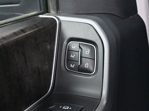 Used 2024 Ford F250 Lariat AWD/4WD image 11