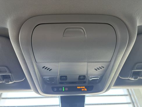 Used 2024 Chevrolet Equinox LT w/ LPO, Floor Liner Package image 18