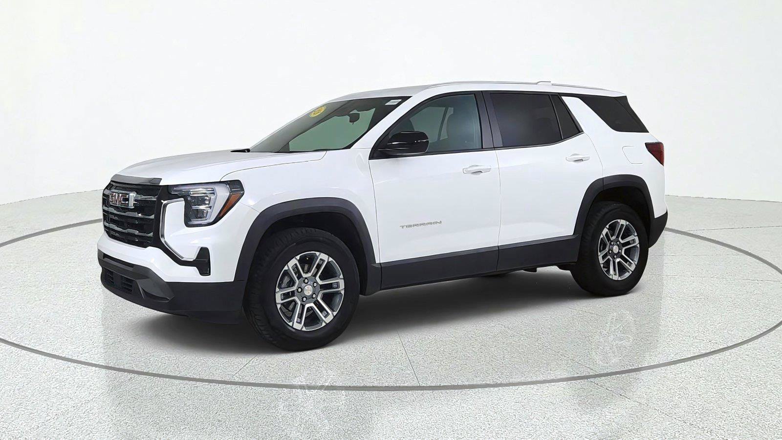 Used 2026 GMC Terrain Elevation AWD/4WD image 3