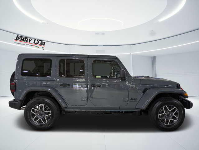 Certified 2026 Jeep Wrangler Unlimited Sahara AWD/4WD image 2