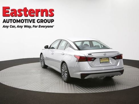 Used 2024 Nissan Altima 2.5 SV FWD image 65