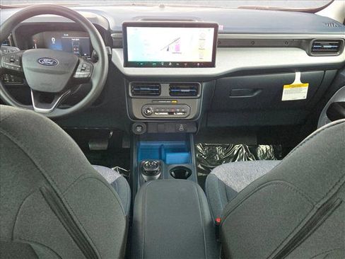 New 2026 Ford Maverick XLT image 14