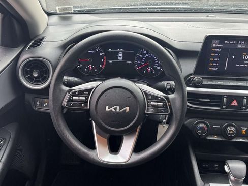 Used 2023 Kia Forte LXS w/ LXS Technology Package FWD image 14