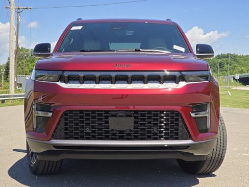 New 2026 Jeep Grand Wagoneer 4WD image 11